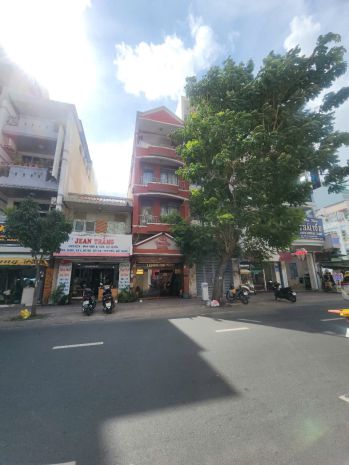 Bán nhà mặt tiền 70 lý chính thắng, phường 8, quận 3 6670169