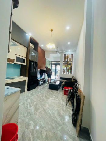 Mặt tiền phạm thế hiển  180m²  16.5 tỷ  p.6, q.8  ngang 6670494