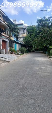Nhà 2 tầng  hẻm ô tô  ngay phước bình  kế bên global 6671048