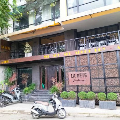 Bán toà căn hộ dịch vụ cao cấp  9 tầng  mặt phố đình 6671387