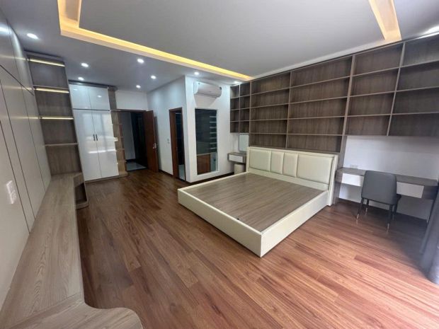 Bán nhà hoàng như tiếp 50m 6 tầng thang máy mt5m hơn 13 tỷ 6672582