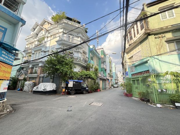 Bán nhà trần huy liệu,phường phú nhuận,85m2,18 tỷ. 6672855