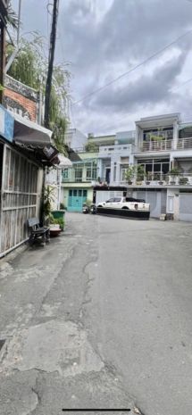 Bán nhà căn góc 3 mặt tiền kinh doanh p.7 q.tân bình - hxh 6673201