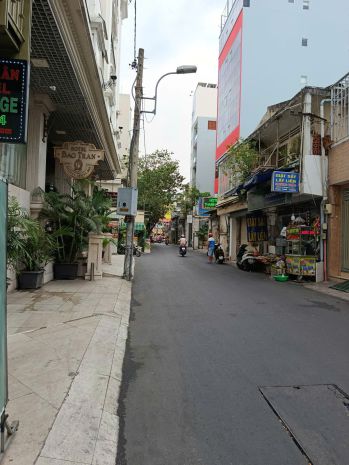 Nhà bán khu vip  6 tầng xây cực kỳ đẹp nằm trên đường 32 6673341