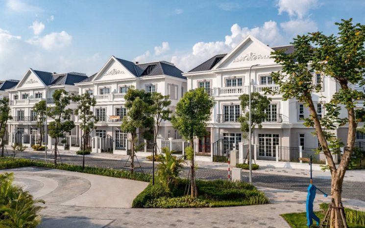 Biệt thự cạnh  công viên gia lâm  hồ điêu hoà o93117838 6673470