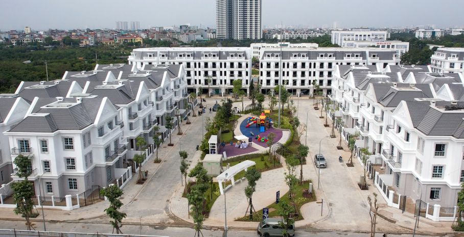 Biệt thự cạnh  công viên gia lâm  hồ điêu hoà o93117838 6673471