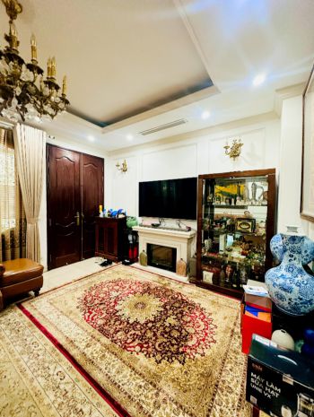 Bán nhà mặt ngõ trung tả  lô góc  mặt tiền khủng  giá 6674151