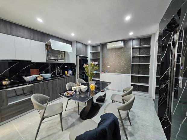 Hiếm!nhà mới rẻ đẹp việt hưng,45m,6 tầng thang máy,ngõ 6674223