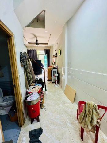 Nhà đẹp giá tốt  gần mặt tiền chánh hưng  1 phút 6674520