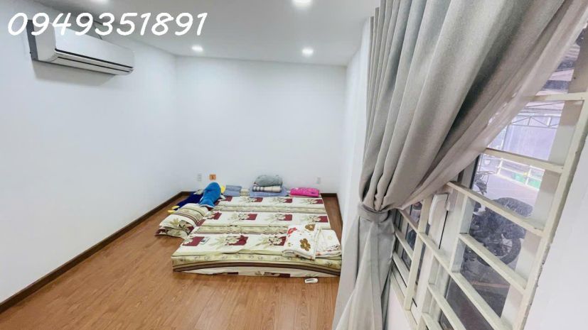 Nhà hxh 2tầng 68m2 shr hoàn công đủ giá 7,5tỷ 6675305
