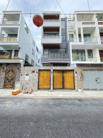 Biệt thự mini có hầm  đường 10m kdc hiệp thành city  giá 6675490