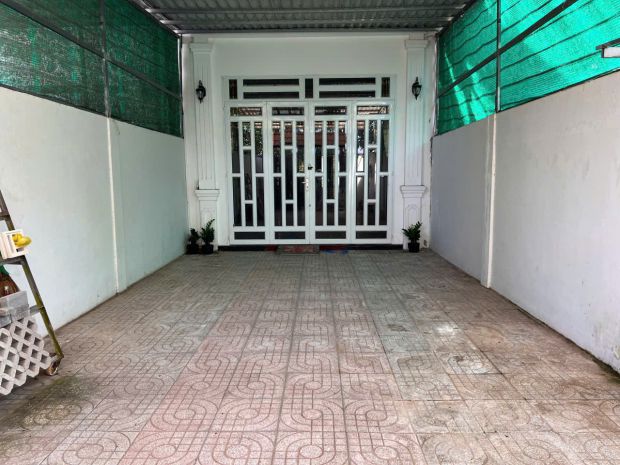 Nhà 7 triệu 2 phòng ngủ rộng 180m2 full nội thất sân đậu ô 6675861
