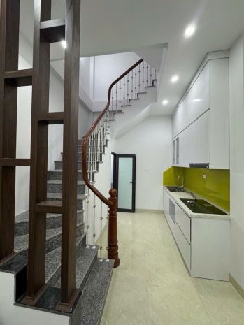 Bán nhà hoàng hoa thám, tây hồ, gần phố, 31m2, 5 tầng, chỉ 6675916