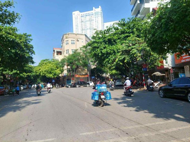 Bán nhà mặt phố ngọc lâm, 60m, gần ngã tư ngọc lâm-hồng 6676321