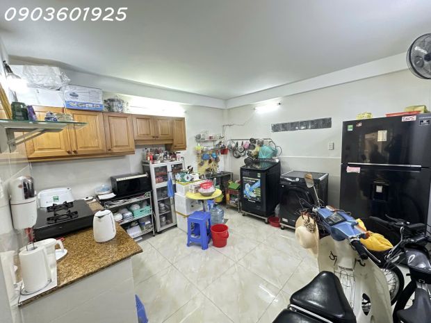 Hẻm xe tải -  sát vách quận 1 - vinhome ba son  vuông vức 6677037