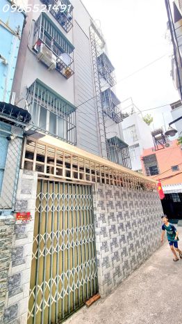 Bán lô góc chdv cmt8 có sẳn hđt 360trnăm giáp 3 quận tân 6677174