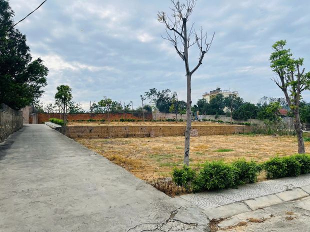 Bán đất gần chợ, trường học  phù hợp ở, kinh doanh nhỏ và t 6677282