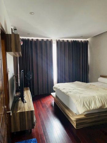 Lô góc- 4 tầng full nội thất vip- dt: 85m ngang 5m2 đường 6677838