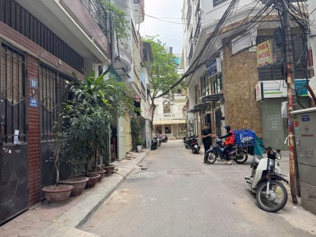 Bán nhà đẹp mặt ngõ ôtô phố lạc long quân 5tầng mặt tiền 3m 6677879