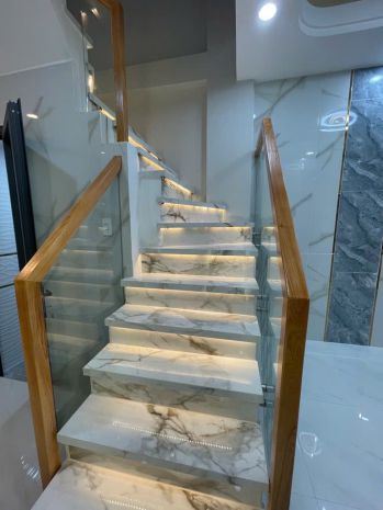 Ni sư huỳnh liên-nhà mới tinh dọn vào ở nhà-nhỉnh 4 tỷ-xe 6678066