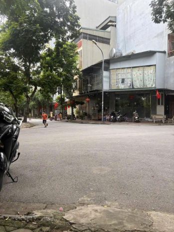 Cần tiền đầu tư muốn bán nhanh lô góc - khu dv.lk hàng bè 6678144