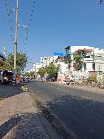 Mặt tiền phạm thế hiển 6x18 ngay cao lỗ chỉ 10 tỷ 9 6678555