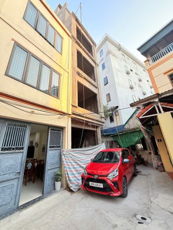 Bán căn nhà hoa hậu việt hưng đang hoàn thiện 6678561