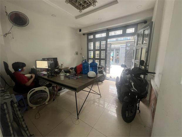 Bán nhà 4x11m, 3 tầng  hẻm 6m thống nhất, phường 16, gò 6679228