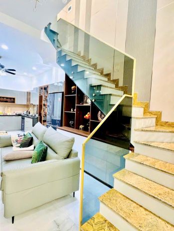 Nhà quận 1- mặt tiền phường tân định- xe hơi trong nhà 60m2 6679336