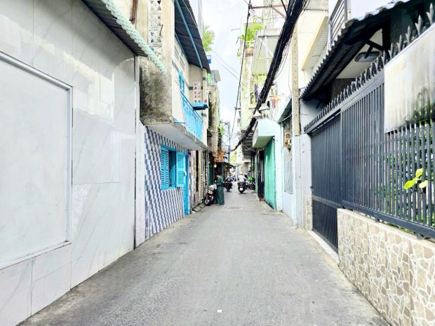 5 tỷ nhỉnh- hoàng diệu quận 4- nhà mới 100 ngang hơn 4m- 3 6679609