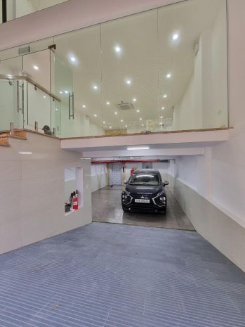 Tin thật 100 bán tòa văn phòng 97m2 x 9 tầng tại mặt phố 6679695