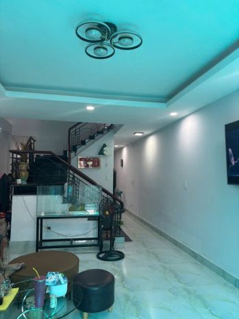 Bán nhà hxh phạm hữu lầu q7, 4.2x14m, 3 tầng, chỉ 7.5 tỷ - s 6679787