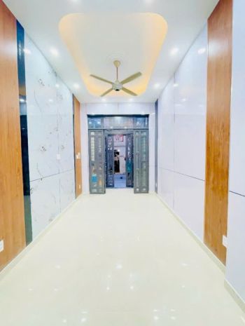 Sát mặt tiền trung tâm q4
5 tấm dtsd 150 m2 có 5 tỷ 6679952
