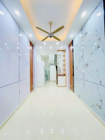 Sát mặt tiền trung tâm q4
5 tấm dtsd 150 m2 có 5 tỷ 6679953