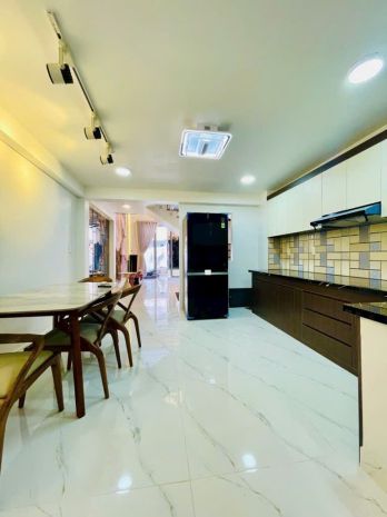 Bán nhà 5 tầng siêu vip , đường oto 8m , huỳnh tấn phát 6680554