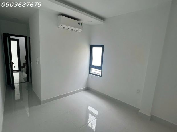 Hẻm xe tải tránh- gần chợ- hẻm thông ra trường sa - khu 6680821