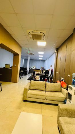 Bán tòa văn phòng mặt phố minh khai, 215m2, 8 tầng 1 hầm 6683130