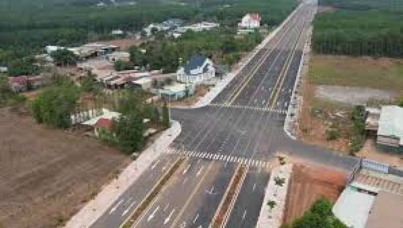 250tr500m2 , ngang 10m ngay kcn becamex chơn thành 6683435