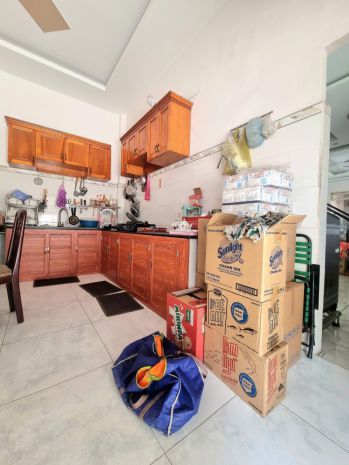 Bán nhà 2 tầng,góc 2 mặt tiền hẻm,kinh doanh đa ngành,liền 6683474