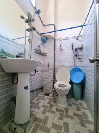 Bán nhà 2 tầng,góc 2 mặt tiền hẻm,kinh doanh đa ngành,liền 6683475