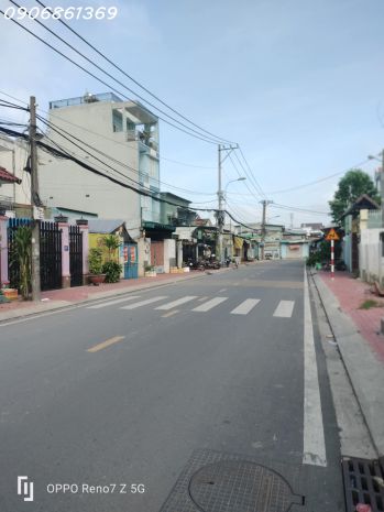 Căn góc 2 mt, 65m2, 3 tầng lầu, sân thượng thoáng mát, 6683629