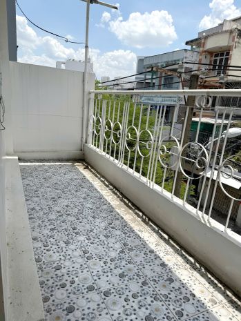 Cho thuê nnc 3 tầng mt đường tùng thiện vương p11. q8. giá 6683696