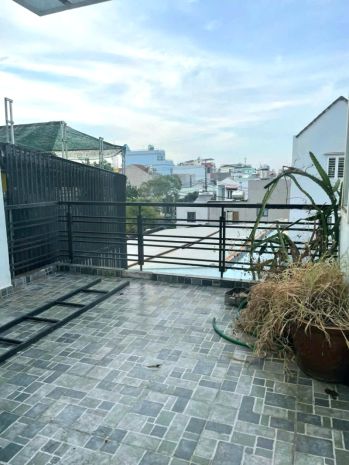 Nhà lô góc 3 tầng  gần đh kinh tế luật  hxh  68m2 -  linh 6683781