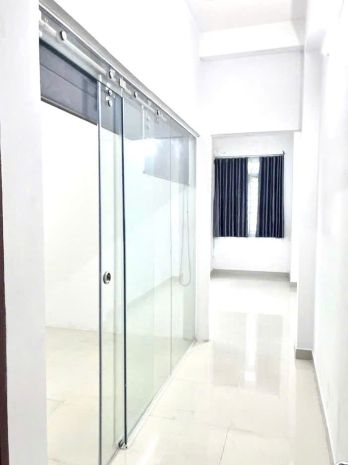 23 triệu: thuê nguyên căn 5 tầng 4 phòng ngủ- hẻm xe tải 6684148