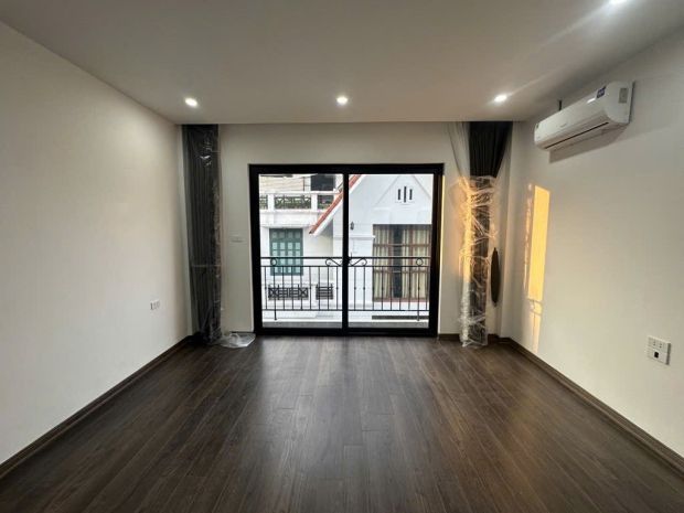 Nhà tứ liên - tây hồ - 5 tầng - thang máy - chuẩn công 6684219