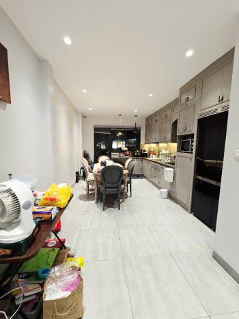 Cổ linh - đối diện aeon mall - ô tô vào nhà - 7 tầng thang 6684262