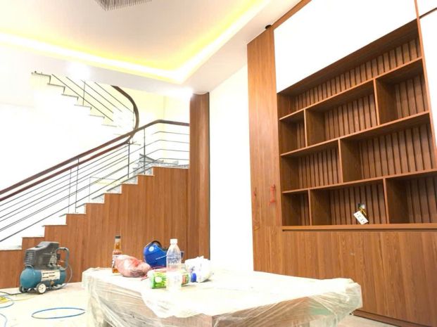 Lạc long quân- dân trí cao-tiện ích đầy đủ-thiết kế hiện 6684307
