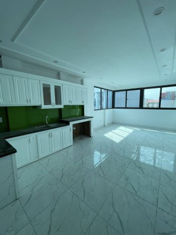 Nhà mới 7 tầng thang máy  kinh doanh  ô tô đỗ cửa 6685662