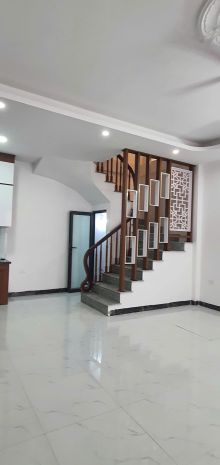 Chỉ hơn 8 tỷ! nhà 6 tầng mới tinh tại thạch bàn - thang máy 6686391