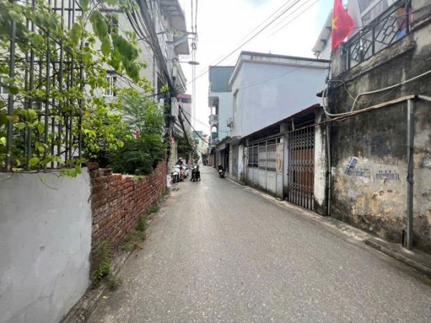 Chỉ hơn 8 tỷ! nhà 6 tầng mới tinh tại thạch bàn - thang máy 6686392